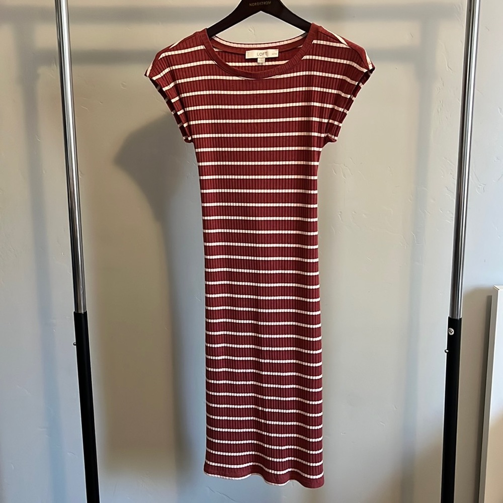 Pretty Loft dress